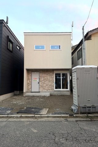 中央区関屋田町3丁目　3号棟　新築戸建