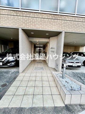 ブリランテII番館のエントランス