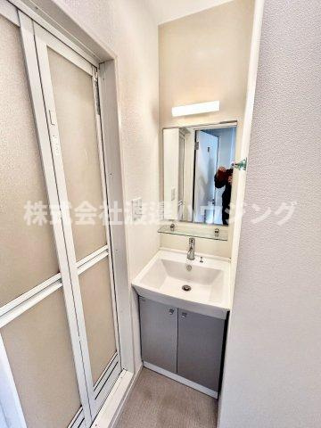 ブリランテII番館の洗面所