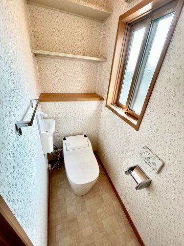 彩都あさぎ6丁目戸建のトイレ