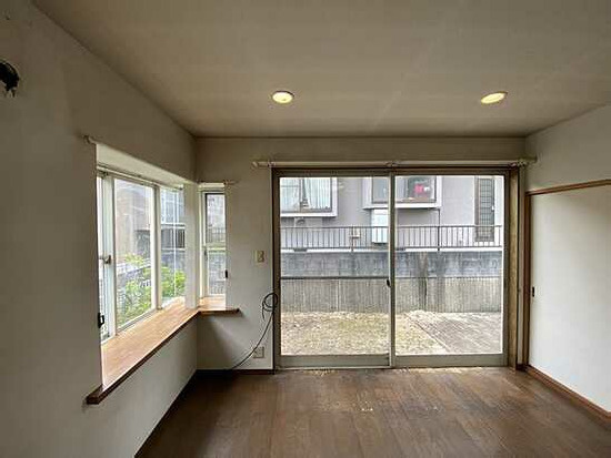 【居間・リビング】