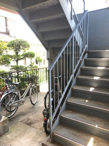 クイーンズヒルのその他共用部分|階段