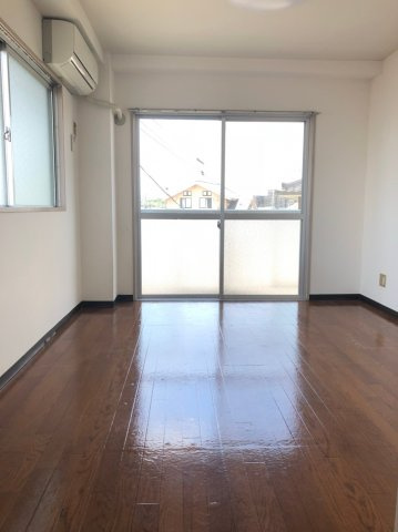 クイーンズヒルの居間・リビング|居間です