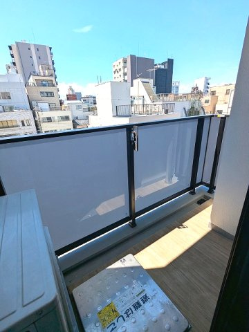 PROUD FLAT浅草トレサージュのバルコニー