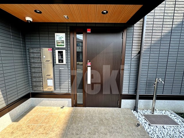 Dアヴァンス千間台東　B棟のエントランス|弊社ホームページに写真がたくさんあります♪