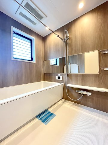 ディアステージ四条葛野大路の浴室