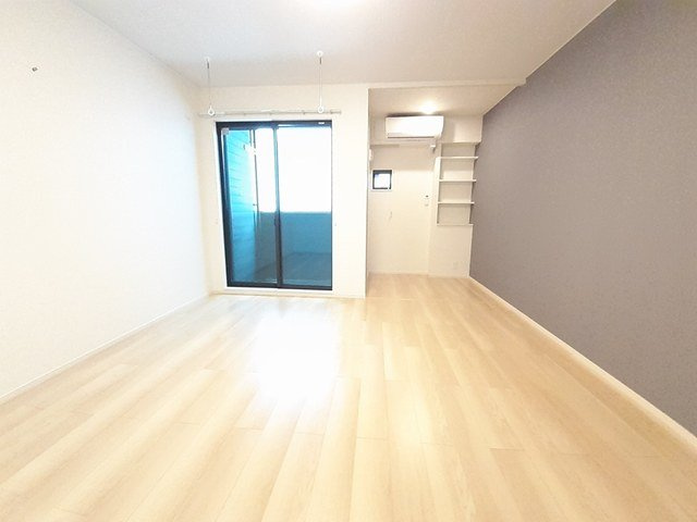 メゾン・ド・プルミエールの居間・リビング