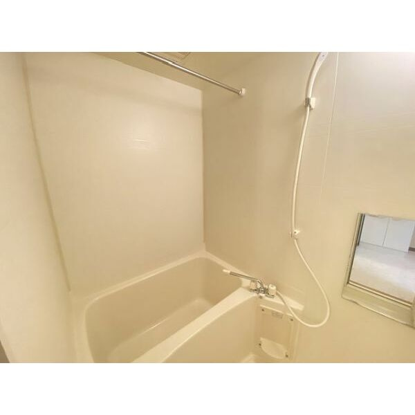 グリーンヒル矢高の浴室