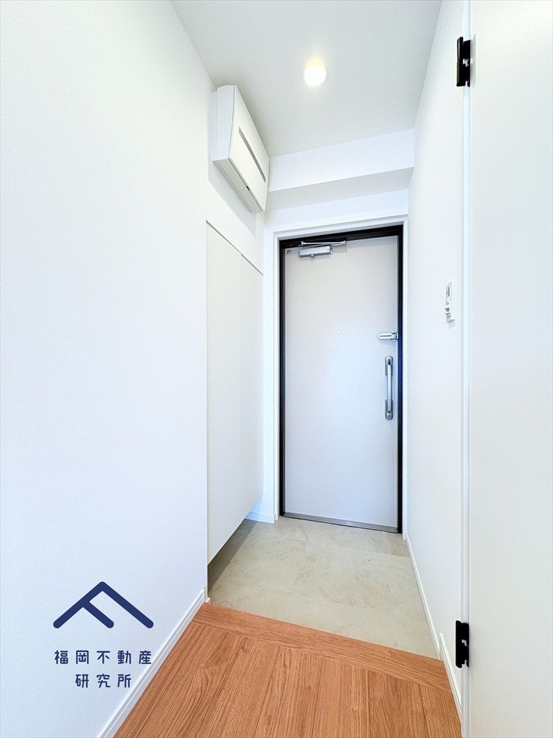 愛宕山ハイリビングの玄関