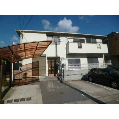 東芦屋町テラスハウス(メゾン大利)の外観