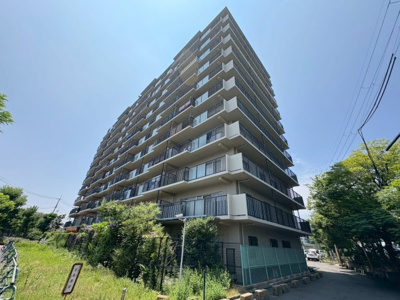 【外観】 | 岸和田コーポラス３号棟 | 【本日ご内覧可能】近年リフォーム済！新生活ここからはじめませんか！