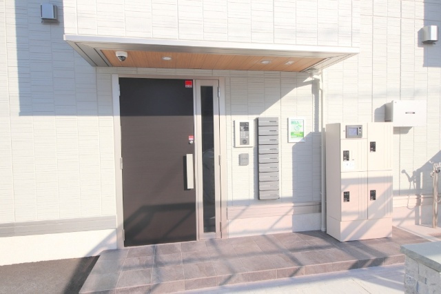D-ROOMホクレアのエントランス