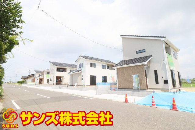 矢吹町八幡町　　　５号棟　　善郷小学校、矢吹中学区の外観|南西側から見た区画全体♪