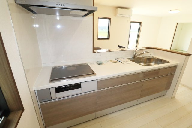 矢吹町八幡町　　　５号棟　　善郷小学校、矢吹中学区のキッチン