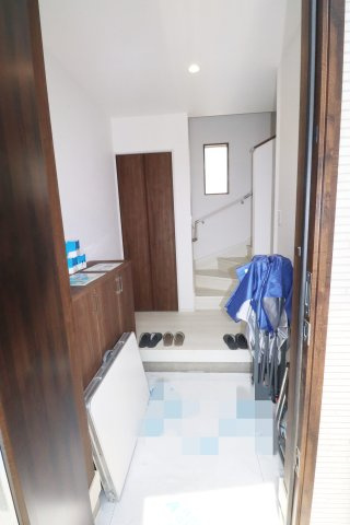 矢吹町八幡町　　　５号棟　　善郷小学校、矢吹中学区の玄関