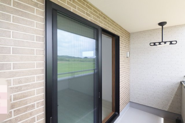 矢吹町八幡町　　　５号棟　　善郷小学校、矢吹中学区のバルコニー