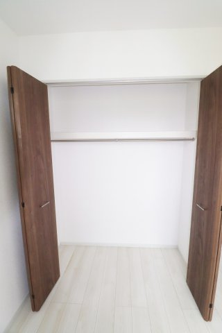 矢吹町八幡町　　　５号棟　　善郷小学校、矢吹中学区の収納