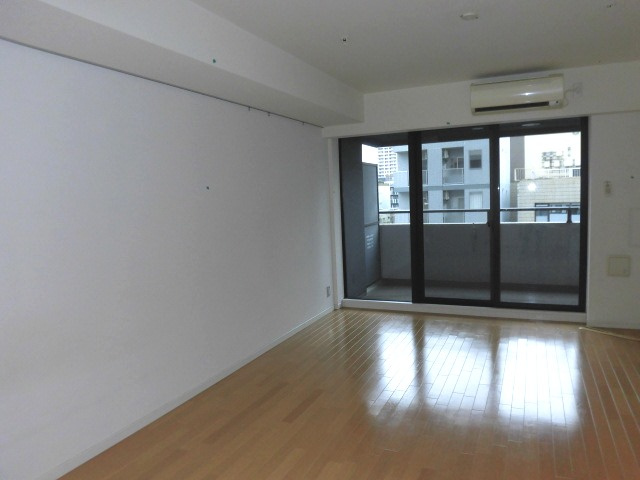 大阪市中央区本町橋の賃貸マンションの内装