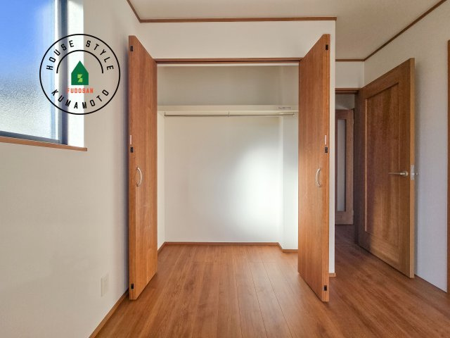 菊池郡菊陽町原水第1-3棟（A号棟）の内観：施工例|収納には困りません。