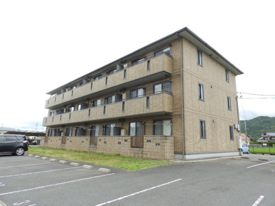 【外観】 | リビングタウン朝田 B棟