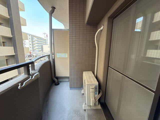 朝日プラザ佃町のバルコニー