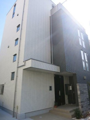 【エントランス】 | アヴニール山手通り