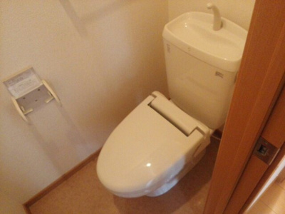 【トイレ】 | アヴニール　Ⅰ | 落ち着いた色調のトイレです