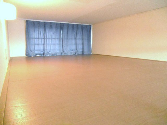 レオパレス毘沙門の内装