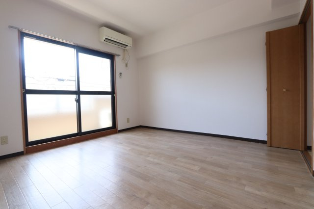 フレアの居間・リビング