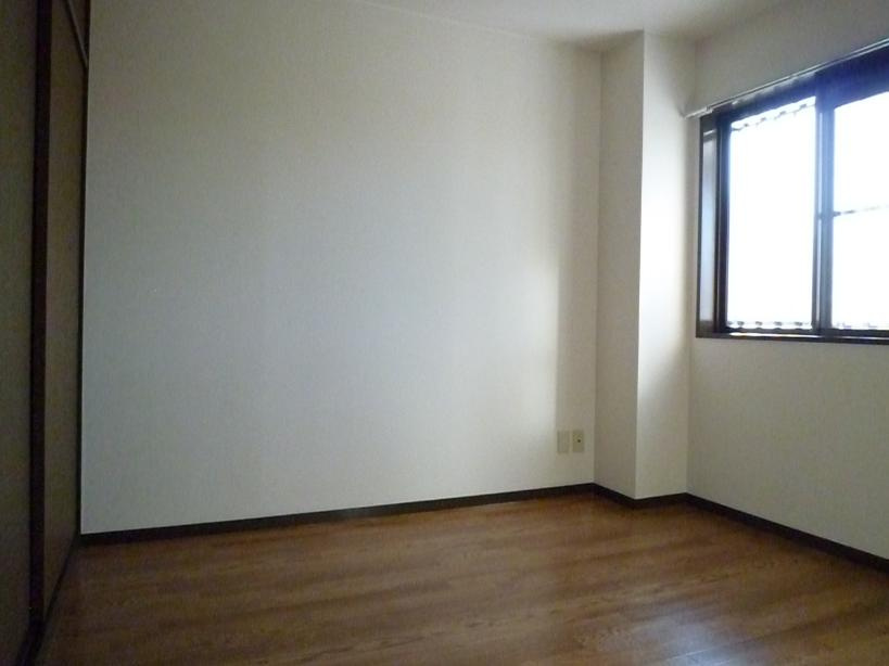 ソレアードⅠの洋室