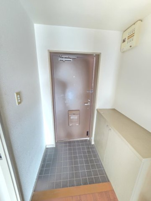 【玄関】 | プリムローズ岸和田