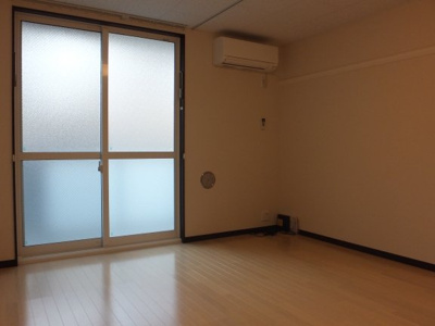 【居間・リビング】 | レオネクストエムティ逢坂Ⅱ