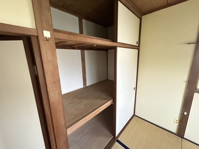 【収納】 | 甘木貸家 | 布団などを収納することができます。