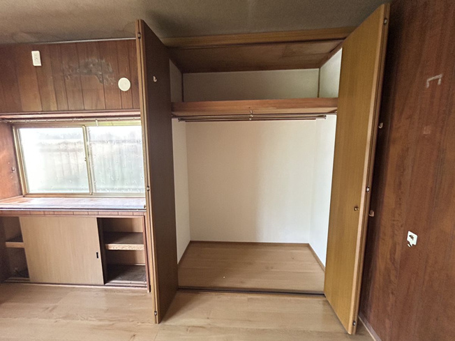 【収納】 | 甘木貸家 | 洋服などを掛けることができます！