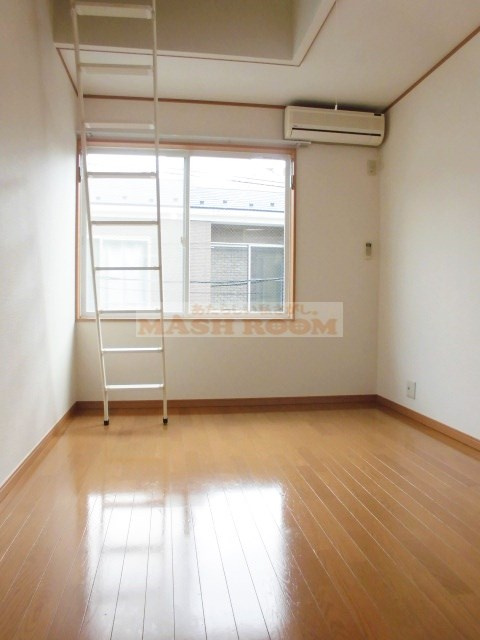 ベルハイツの居間・リビング