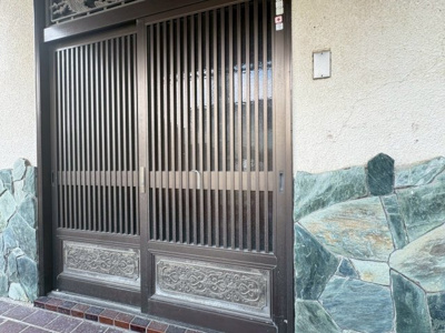 【玄関】 | 吹田市泉町5丁目貸家