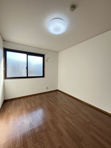 ガーデンスクエア　D棟の洋室