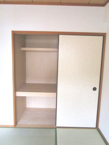 熊本市北区龍田６丁目の賃貸マンションの収納