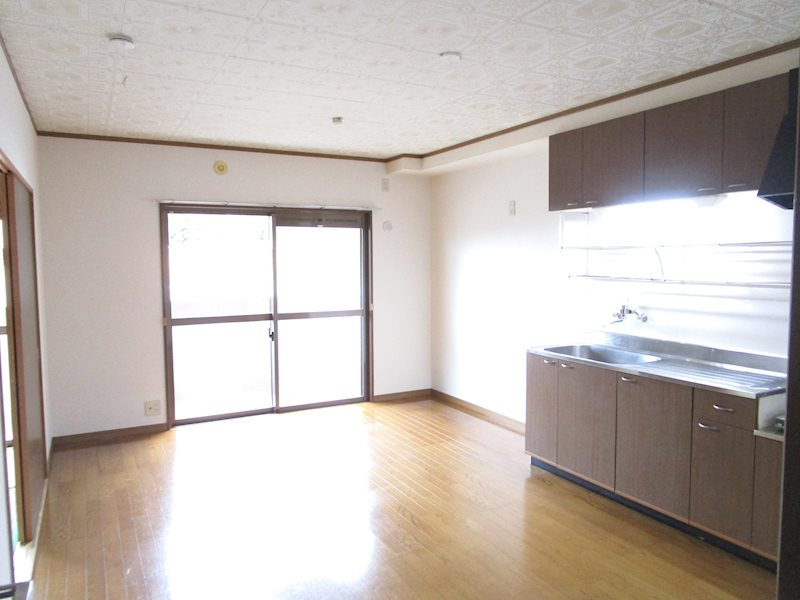 熊本市北区龍田６丁目の賃貸マンションの居間・リビング