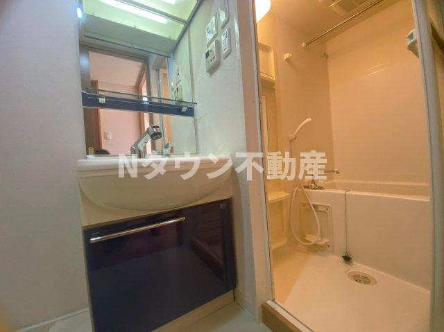 【独立洗面台】 | プレサンス名古屋駅前 | 使いやすい独立洗面台です