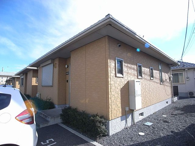 ウイングタウンの外観