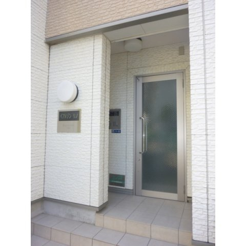 ペアメゾン　リノのエントランス