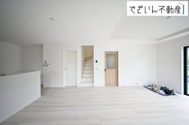 【居間・リビング】 | LIGARE 久喜市本町10期　新築住宅 | ≪2号棟≫
現地(2025年10月撮影)
