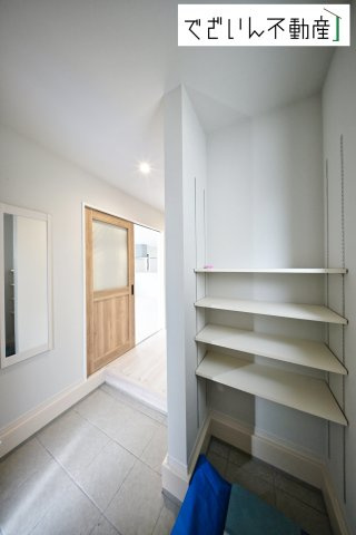 【玄関】 | LIGARE 久喜市本町10期　新築住宅 | ≪2号棟≫
現地(2025年10月撮影)