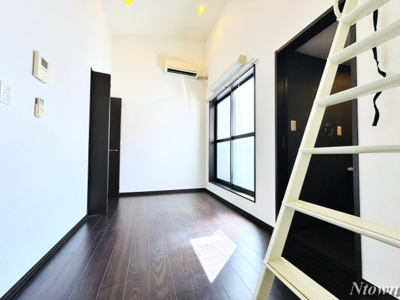 【居間・リビング】 | エルフパパ庄内緑地 | ゆったりとしたリビングです