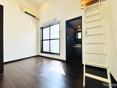 【居間・リビング】 | エルフパパ庄内緑地 | ゆったりとした居間です