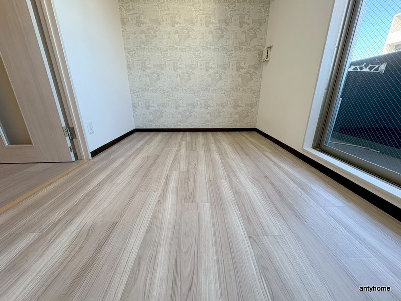 DWELL GALAXY　仲介手数料無料の居間・リビング