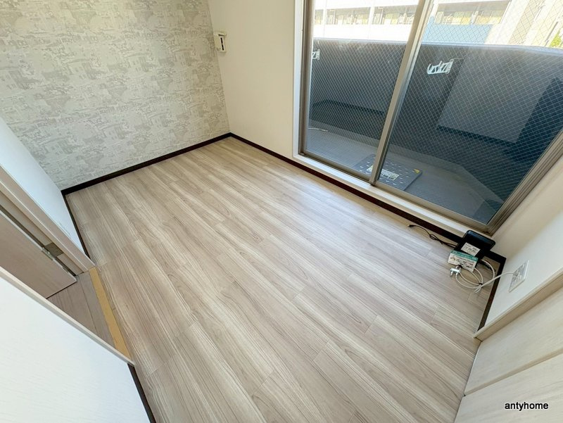 DWELL GALAXY　仲介手数料無料の洋室