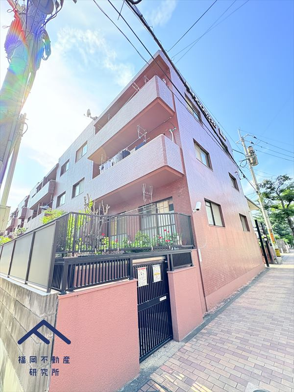 ライオンズマンション鳥飼の外観