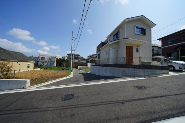 【横浜市保土ケ谷区桜ケ丘1丁目40-6新築戸建て】★仲介手数料無料★（桜台小学校・岩崎中学校）の外観